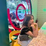 Brisia Jodie Instagram – difotoin ayang❌.
difotoin mama✅ Kalau Tak Suka Tak Apa