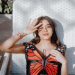 Brisia Jodie Instagram – Kupu-kupu gak bisa terbang kalo kedinginan Blu-Zea Resort by Double-Six