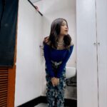 Brisia Jodie Instagram - Bukan toilet saya . outfits: @moneyman.works styled by @revashion fashion team @fahadscale makeup&hairdo : @hilgamakeup ❤️ Bingung Dengan Keada'an