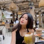 Brisia Jodie Instagram - Kayaknya kalo album “kisahku” dibikin series seru nih. Colek @eunwo.o_c Lah Bocah Ngapaya