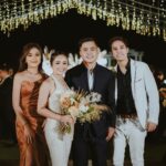 Brisia Jodie Instagram - Happy Wedding Itte&Arif astaga🤍 bahagia terus pokoknyaaaaaaa!!! udah hampir 6 tahun nemenin perjalanan kamu te walaupun kita udah sama2 sibuk untuk masa depan tapi u’ll be in my heart forever!!✨ semoga cepet nyusul ya aku Amin😋 #grittegetmarrief 📸: @bibobns AYANA Resort BALI