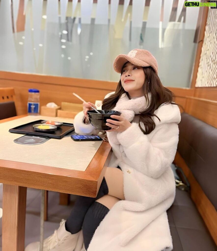 Brisia Jodie Instagram - Winter outfit never goes wrong❄️ Ceritanya Lagi Di Korea