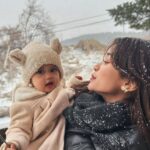 Brisia Jodie Instagram - my first snowfall🫶🏻❄️ Warpat Puncak