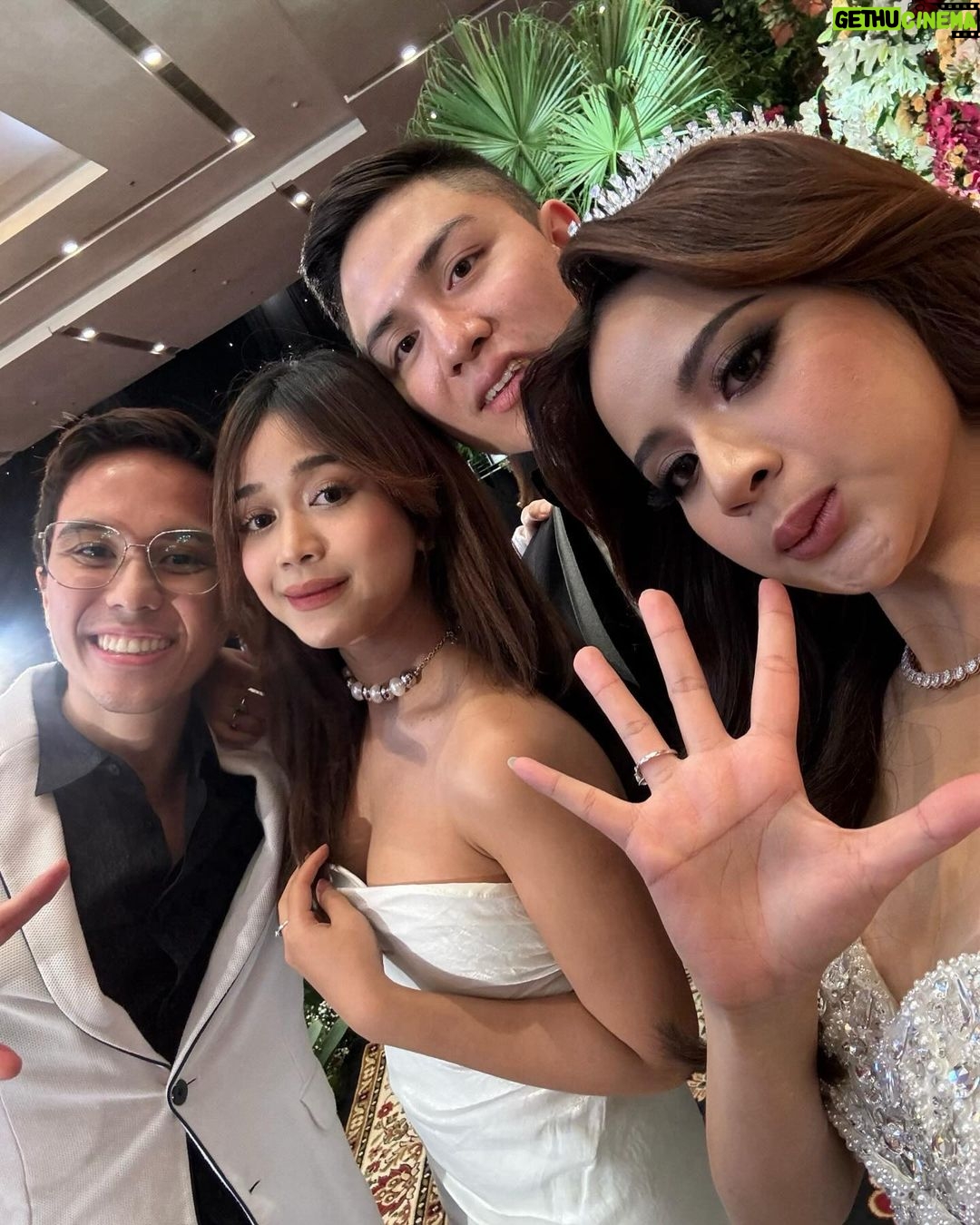 Brisia Jodie Instagram - Happy wedding Dek Anggi& Mas Kenji Dalam Hati Yg Hanya Aku Dan Tuhan Yg Tahu