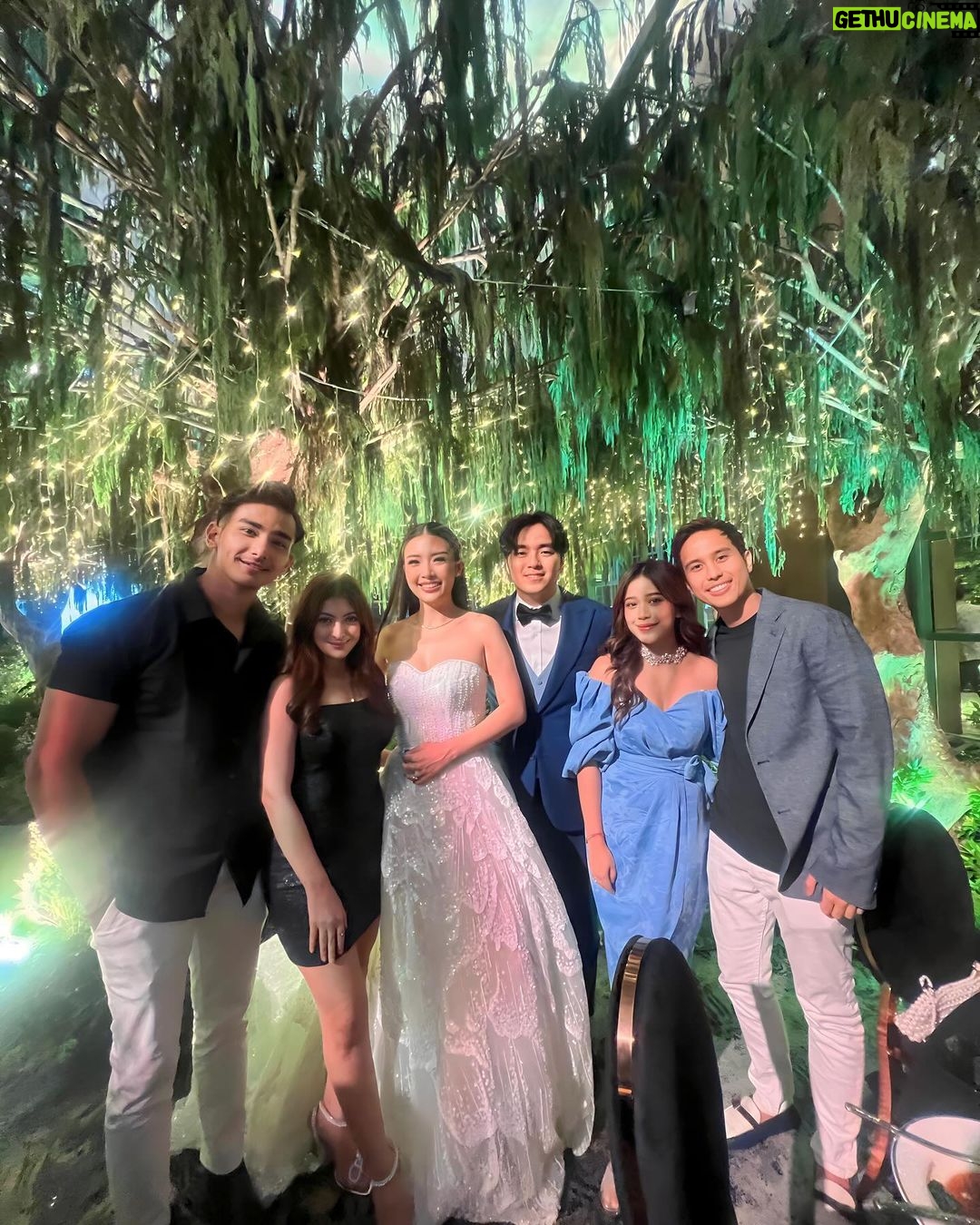 Brisia Jodie Instagram - Kevin&Ana’s wedding day🫶🏻 cepet nyusul ya an🙏🏻