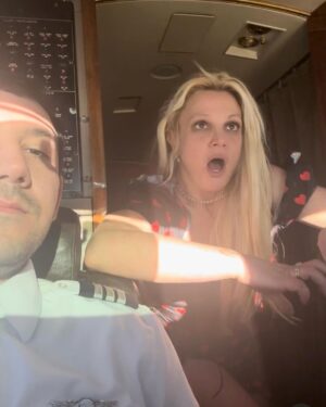 Britney Spears Instagram - 🤓