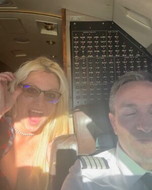 Britney Spears Instagram - 🤓