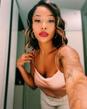 Brittany S. Hall Instagram - Versatile 💋