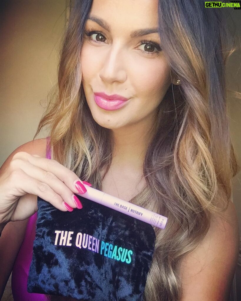 Brittany Thompson Martinez Instagram - #ad Ladies: Legit never been so excited to see the mail arrive today with my Lash Elixir Kit in it by @thequeenpegasus! I’ve been hearing whispers about their 2 step kit and badass formula from a few of my girlfriends. Mystical, natural lashes. This stuff has just dropped at thequeenpegasus.com - go check them out! #cbs #bigbrother #ladies #lashes #wcw