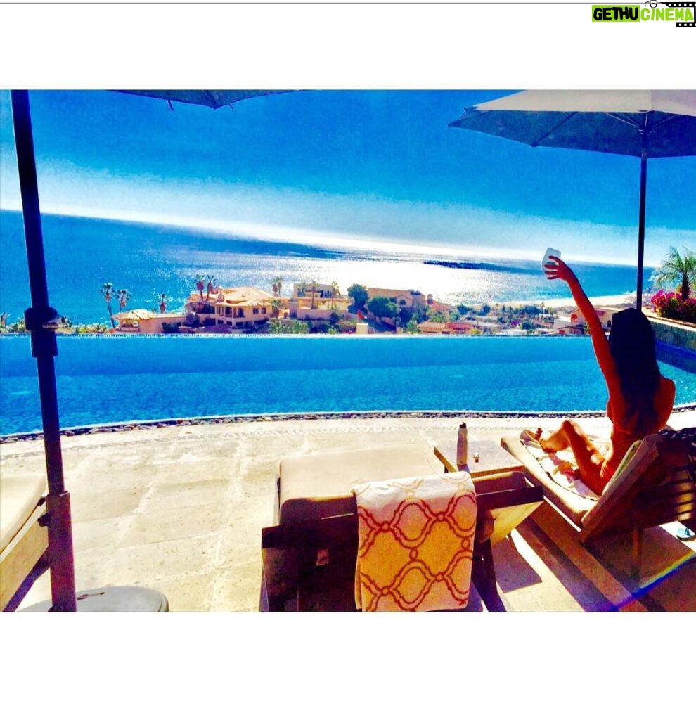 Brittany Thompson Martinez Instagram - #sundayfunday #cabo #pedregal #villaveranza #thecapehotel #takemeback