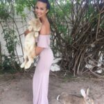 Brittany Thompson Martinez Instagram - Happy Easter!!! My Easter bunnies bigger than yours 😜🐇 #easter #family #bunnies #sundayfunday