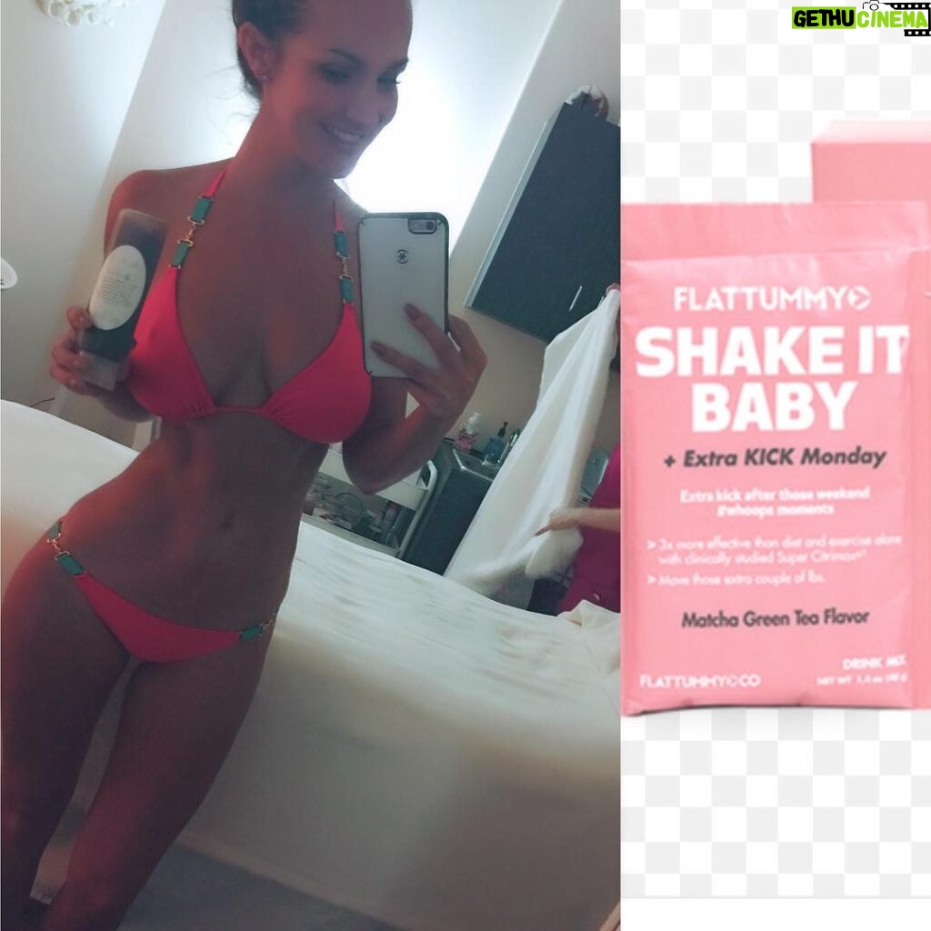Brittany Thompson Martinez Instagram - I am SO ready to move these extra few lbs, so my @flattummyco tummy redemption time starts now. 25% off is a little added motivation to get me started on this health kick. The Shake It Baby program is clinically proven, so I’d say it’s a good choice. Need a little help too? Check em out, flattummyco.com has got us covered! @flattummyco #flattummyco #shakeitbaby