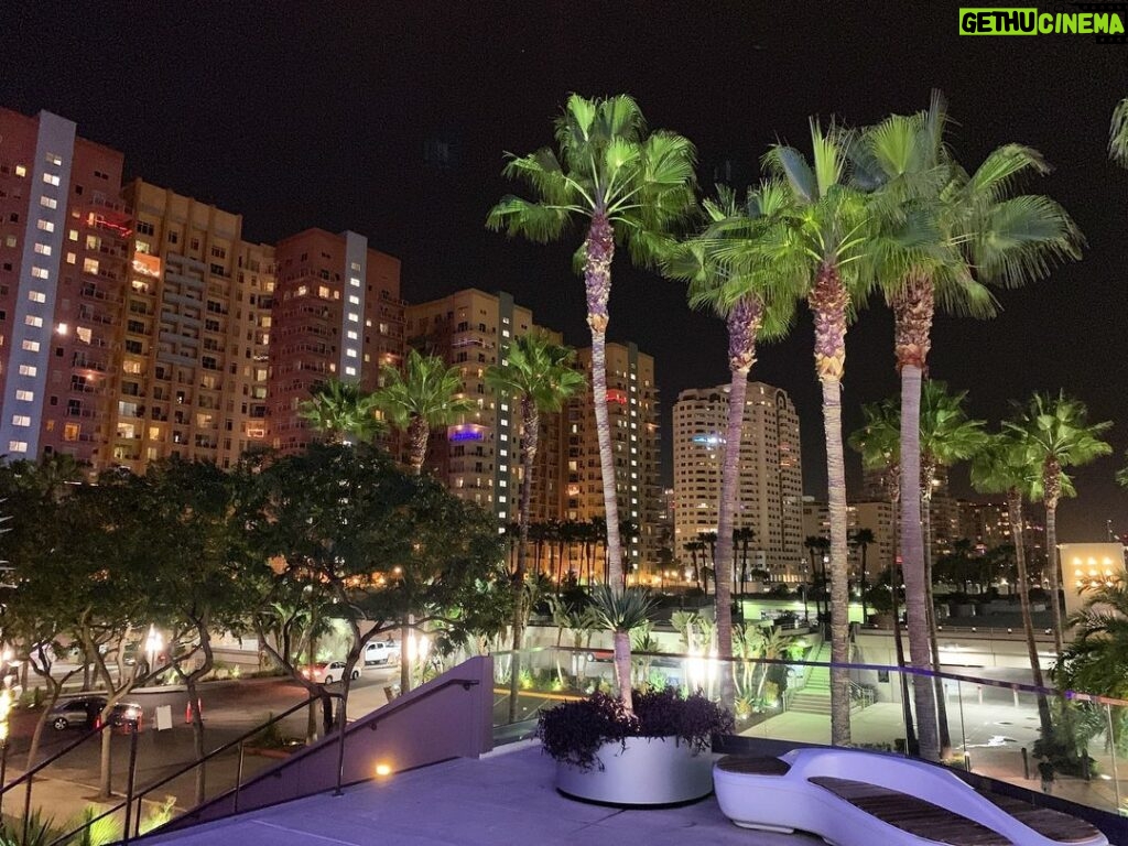 Brody Stevens Instagram - Long Beach 🏝 Long Beach Convention and Entertainment Center