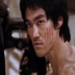 Bruce Lee Instagram - 🐉🎁 “Seasons Beatings, My Friends.” 🔔Holiday Edition of Tuesdays Hostilities with @robinblackmartialarts #brucelee #seasonsbeatings #robinblack #thegrinch #han