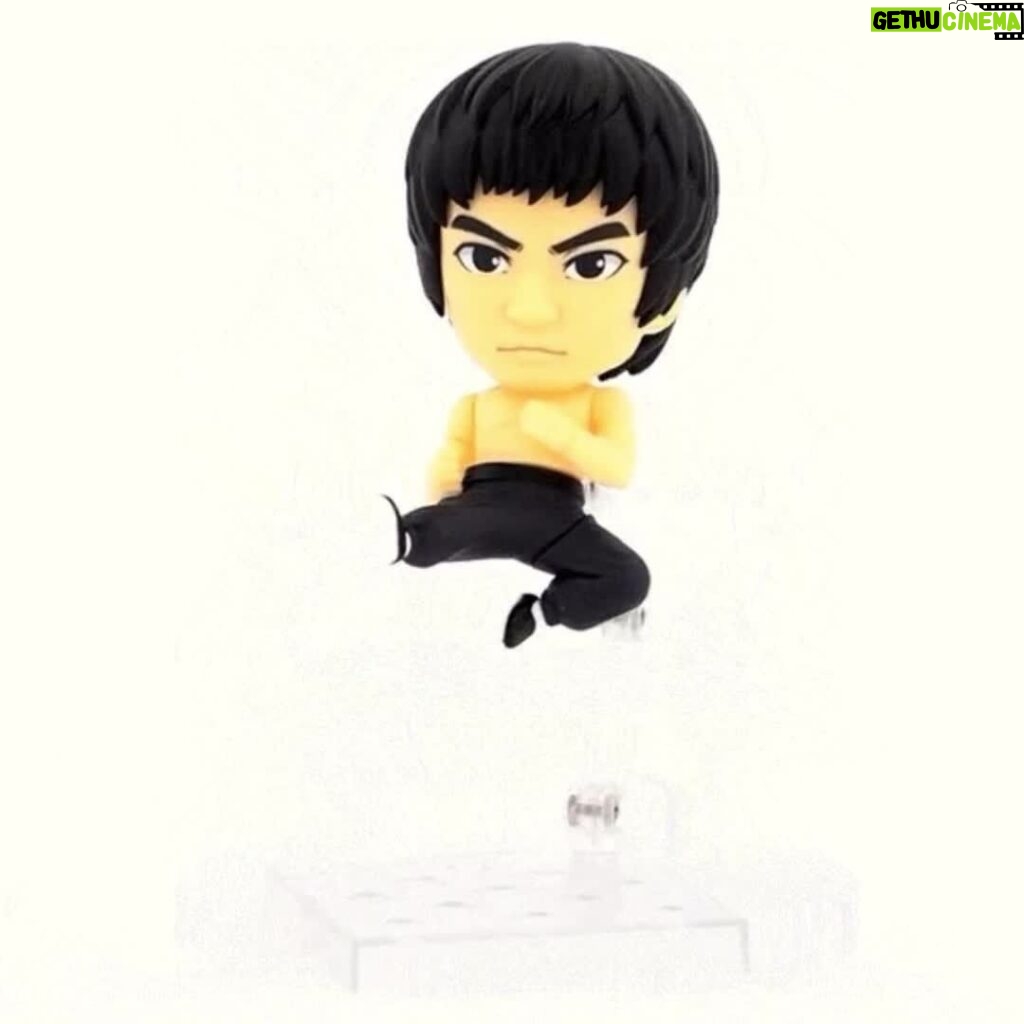 Bruce Lee Instagram - Get the newest Bruce Lee figure, the meticulously crafted Nendoroid collectible! Pay homage to the Dragon 👉 link in bio 🔗 shop.brucelee.com