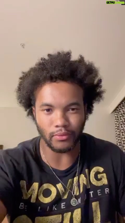 Bruce Lee Instagram - 🐉❤️#BL50Tribute NO LIMITATIONS - don’t put limitations on yourself and don’t let others put limitations on you. @k1 with so much insight here🐉🙏 Great to see you healed up and back on the field getting the W, Kyler🙌🏈! ✨Celebrating 50 Years of Bruce Lee’s Legacy all year long. #brucelee #nolimitations #kylermurray #flow #beformless #shapeless #likewater #jeetkunedo #jkd #bewater #onefamily #tribute #bl50 #nfl