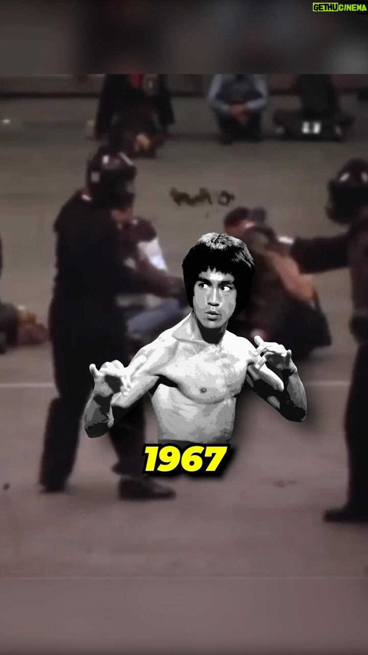Bruce Lee Instagram - 🐉Bruce Lee Sparring, Long Beach, CA. @robinblackmartialarts gives us his expert analysis in this week’s Tuesdays Hostilities! #brucelee #sparring #analysis #fightgame #jkd #jeetkunedo #tedwong #robinblack