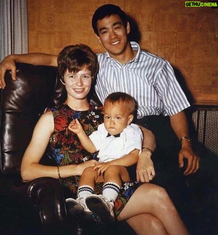 Bruce Lee Instagram - 👪