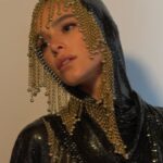 Bruna Marquezine Instagram - eu não consigo pensar em uma legenda que não seja ÓÓÓÓ BEBÊ É A VEVETA QUE TÁ NO COMANDO