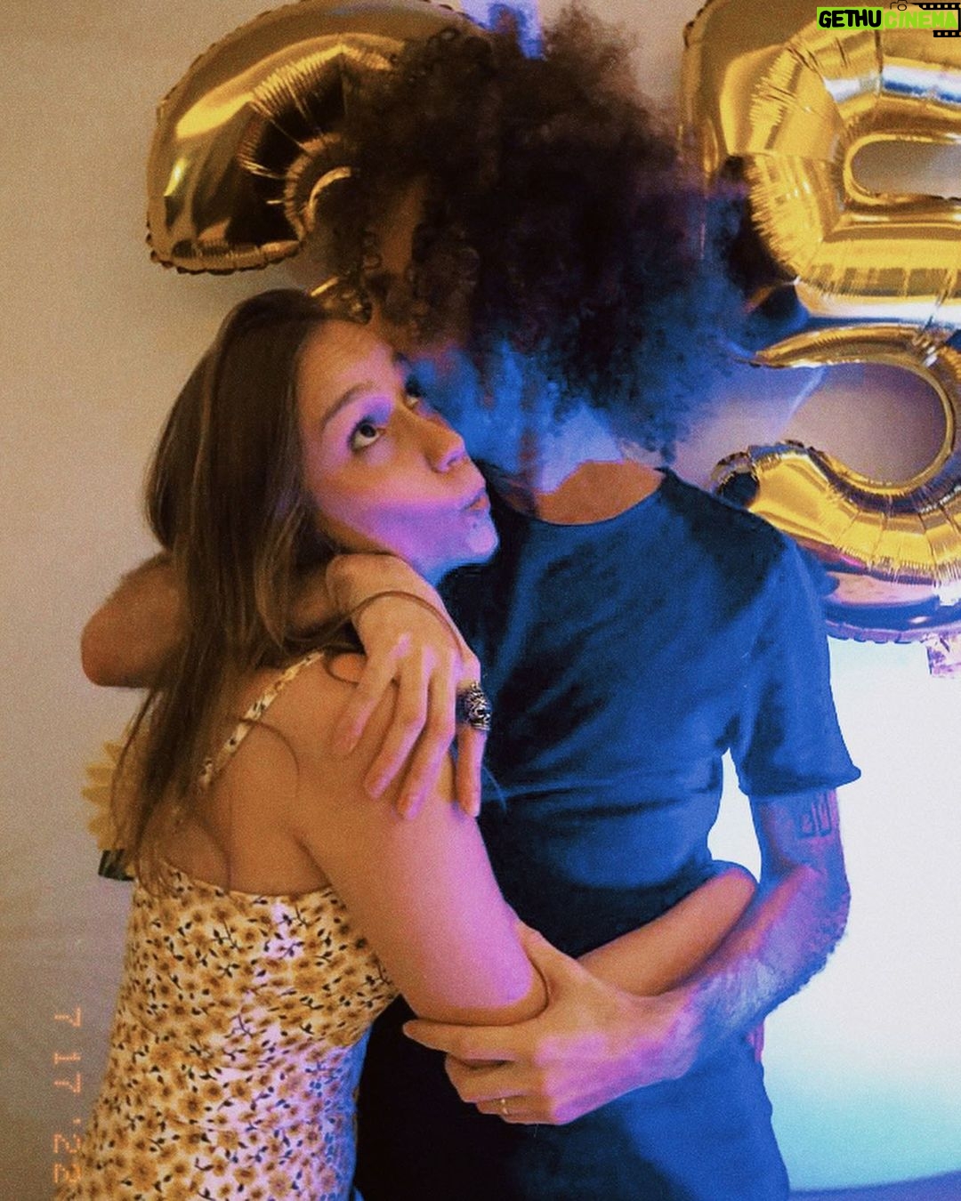 Bruna Tatar Instagram - 17/07- mais uma volta ao sol π»ππΌπ―βοΈπ₯³