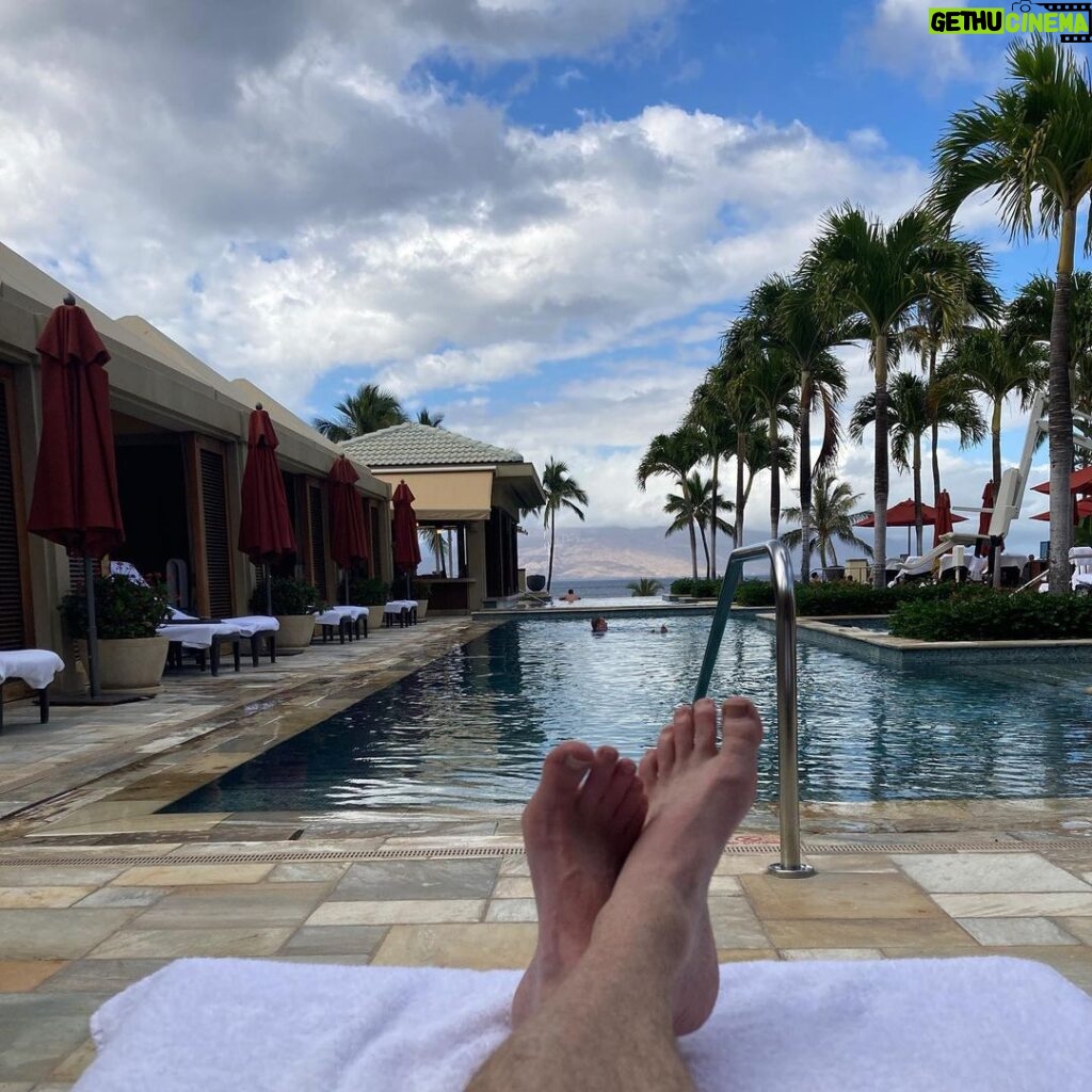 Bryan Cranston Instagram - During this frigid winter I find myself fantasizing of relaxing in paradise at the Four Seasons Maui. This pic is from my last trip there.  Ahhh... I don’t want to wake up.