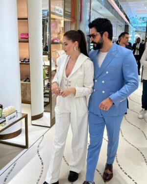 Burak Özçivit Instagram - #qatar #doha @alibinali_luxury @alibinalifashion @adelalibinali @nabeelalibinali 👊 @evcenf @galerieslafayettedoha @21highst_katara