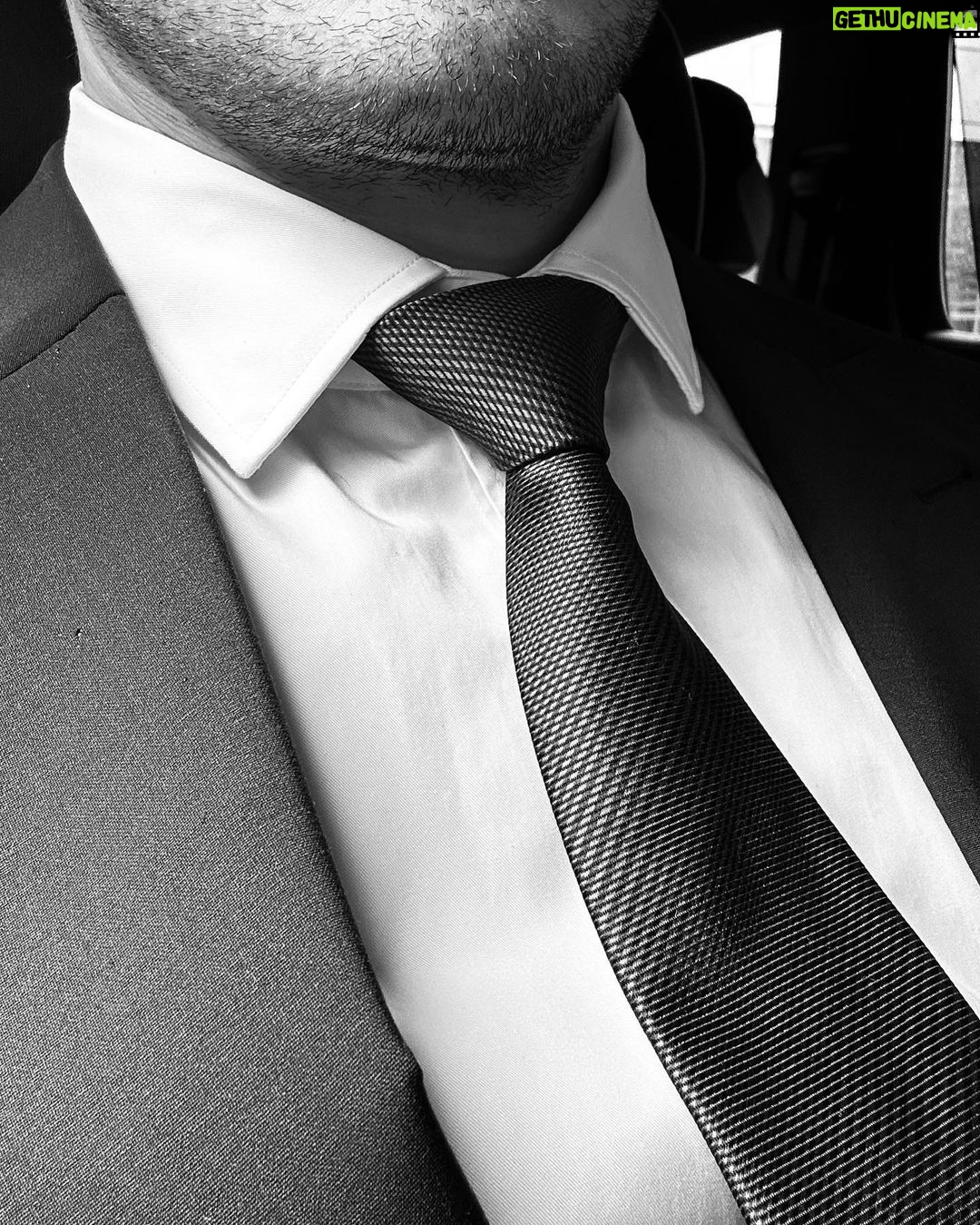Burak Deniz Instagram - Kedi,Doğan,TVR ve diğerleri. 🌹