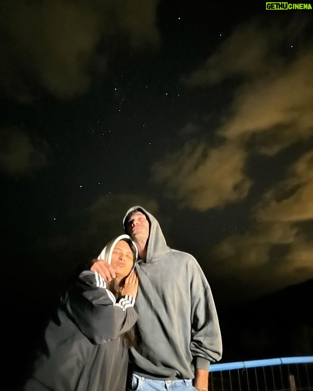 Burak Deniz Instagram - Oldu,kabul ettim,teşekkürler. 🕶️💫 #team