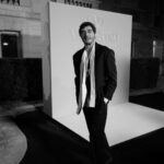 Burak Deniz Instagram - What a night w/ @maisonvalentino 🥂 @pppiccioli 💫 @yigit 🌹 #pfw #valentinoblacktie 🖤 Paris, France