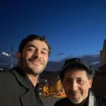 Burak Deniz Instagram – Pek sevgili @alielmaci ‘nın @pilevneligallery ‘de ki “Dudaklarımı Öp Kalbimi Hançerle” sergisini gidiniz,görünüz efenim🙏🏼💐 @bulutreyhanoglu 📽🌹 Pilevneli Gallery