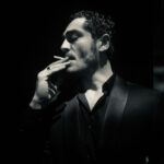Burak Deniz Instagram - Efendisi Dobby’e çorap versin.