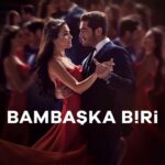 Burak Deniz Instagram - Bu gece birlikteyiz!🌹🪬 @bambaskabiridizi @foxturkiye