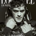 Burak Deniz Instagram - Birer elçidir aktörler, insanların hikayelerini insanlara anlatan elçiler. Herkesten alır, toplar, biriktirir, sonra sahneye getirir, üzerine de bir ışık yakarlar daha net görünsün diye. İşte Burak Deniz bu heyecanı taşıyan elçilerden. Heyecanını ve heyecanımızı görünür kılanlardan. İşlediği #ModernAvlanma teması ile #LOfficielHommesTürkiye Art sayısı şimdi raflarda! Genel Yayın Yönetmeni ve Kreatif Direktör: @deryagursel_ Fotoğraf: @kadirarslanstudio Video: @caglapolart Moda Direktörü: @yagmurkural_ Yazı İşleri Müdürü: @larakyl Sanat Yönetmeni: @larapatpat Konular Direktörü: @yiituna Proje Yöneticisi: @erenozlu Prodüksiyon Direktörü: @cerenkacikoc Set Tasarım: @gedikeren Saç: Zeynep Naz Akoğlan Makyaj: @alperkabadayi / @yslbeauty Yardımcı Moda Editörü: @ellifkarc Fotoğraf Asistanı: @cemreakcall , @cihangurerken_ , Sena Karadağ Moda Editörü Asistanları: @selinn.sayarr İletişim: @aysegulsenerpr Tüm Kıyafetler: @lufianturkiye Catering: @tamamenorganiktost