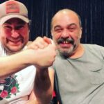 Burak Satibol Instagram - 17 şubat çarşamba 18.00’de mevzu var! Geliniz,getiriniz.. Biletler @biletix de link bio’da! #tiyatro #doğaçlama #tiyatrosporu #doğaçlamatiyatro #eğlence #komedi #istanbul #beyoğlu Hayalhane - Mahser-i Cümbüş
