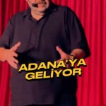 Burak Satibol Instagram - Gardaş duyduk duymadık demeyin. Cıncık gibi tek kişilik gösterimle Adana’ya geliyorum! Geliniz, Getiriniz! Bilet link bio’da! 🎉🎭🍢 “Burak Satıbol’un tek kişilik-çok konulu oyunu “Büyük Beden” Adana’da! Sadece bildiğini anlatmıyor bilmediğini seyirci tamamlıyor. Bu interaktif komedi seyircinin katılımı ile renkleniyor. İşler Güçlerin Salih abisi, Yusuf Yusuf’un Yusuf’u, Mahşer-i Cümbüş’ün Burak’ı hikayelerini anlatmaya geliyor. Kimi zaman sinema aleminden kimi zaman ilk gençliğinden kızgınlıkları, mutlulukları , cevap bulamadıkları ile seyircisini oyun oynamaya çağırıyor. 🗓5 Kasım Pazar 📍Adana Büyük Şehir Belediye Tiyatrosu ⏰20.00 ☎️0 (535) 272 83 03 Biletler biletix, gişe ve tüm bilet platformlarında.” #adana #komedi #tekkişilikoyun #pazar #cıncık Adana, Turkey