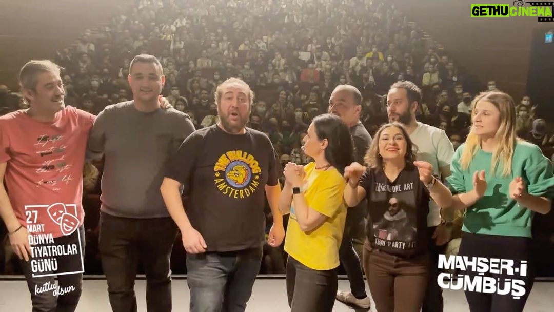 Burak Satıbol - 162 Likes - Yaşasın Tiyatro! 🎭🤼💥
@mahsercumbus #tiyatro