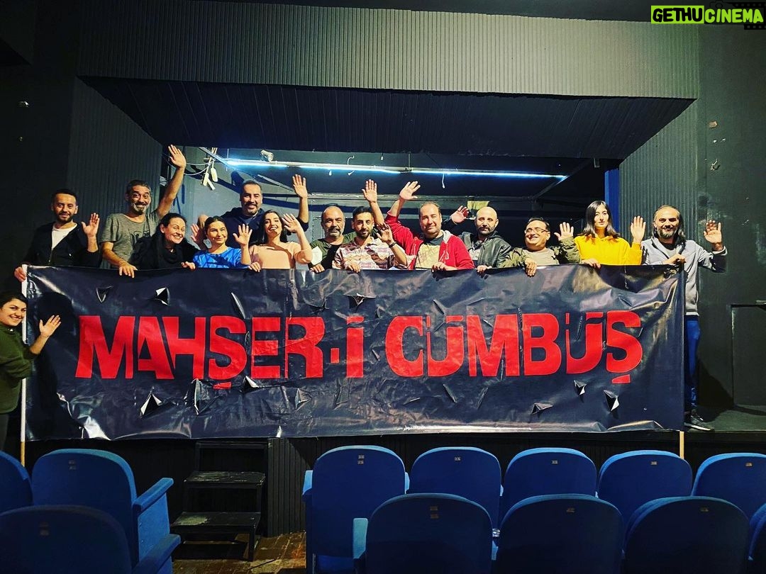 Burak Satibol Instagram - Yeni başlangıçlar için bu bir vedadır! Bu bir vedadır… 16 yıl… #mahşericümbüş