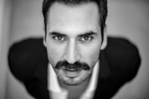 Burak Yamantürk Instagram - production✖ team up @blackcatproduction 
photograpy @senolaltunphotography
styling @cerenalist
make up @mesutozuzun
special thanks to @ppristanbul ♠️
