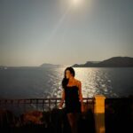 Burcu Gönder Instagram - 🌚 Kaş