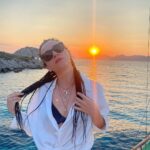 Burcu Gönder Instagram - 🤍 Sensation