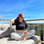 Burcu Gönder Instagram - Sunny sundays☀️