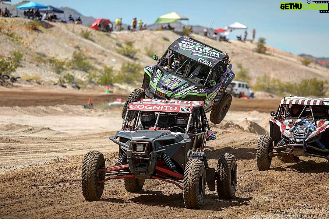 Burt Jenner Instagram - Few more pics from the @utvworldchampionship 📷 @harlenfoley Thanks again to: @gladiatortires #GladiatorTires @racelinewheels #RacelieWheels @cognitomotorsports #CognitoMotorsports #Xcomp #GladiatorXcomps #UTVworldChampionship #UTVWC #UTVWC2016