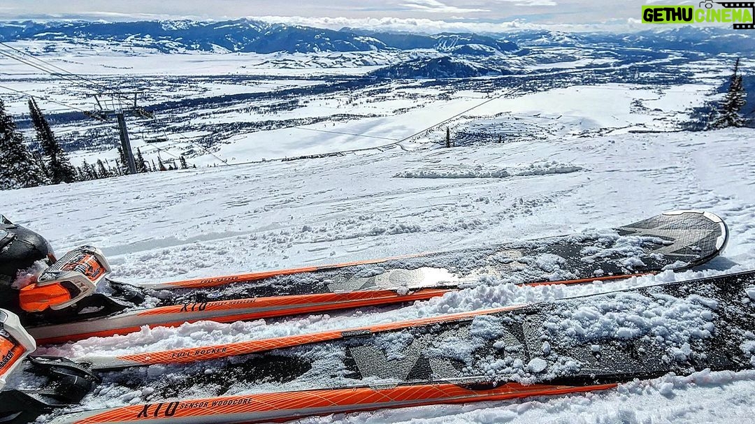 Burt Jenner Instagram - Got to ski the run that will be the race track for the downhill race next weekend at Jackson hole... Race skis showed up this afternoon, bought some 207s, time to go fast... #44YrOldRookie