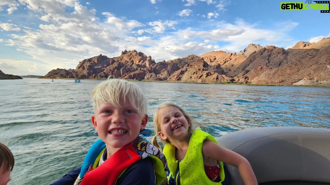 Burt Jenner Instagram - Hard to believe a few months ago I was hanging out in 140deg colder weather...