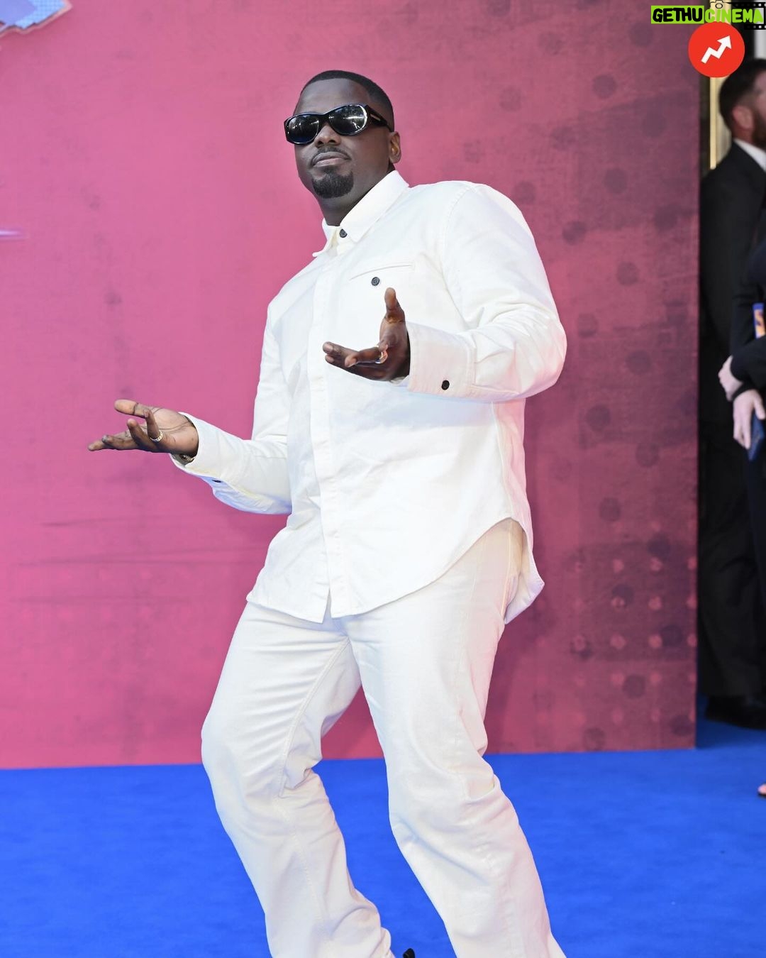 Buzzfeed Instagram - Happy birthday to the extremely talented and handsome Daniel Kaluuya! 👑