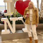 Byrdie Bell Instagram – Going on a ski trip. Will be documenting. The newly renovated LaGuardia is awesome ps 🫠 LaGuardia Airport LGA-United Airlines Central Terminal