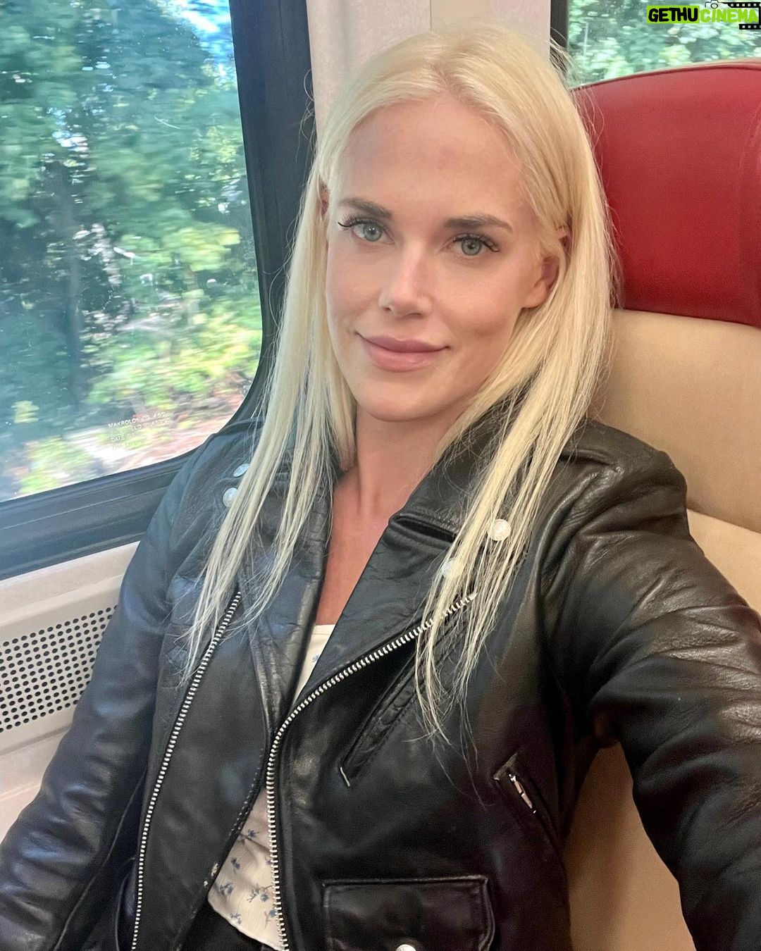 Byrdie Bell Instagram - On the iron horse again Old Greenwich