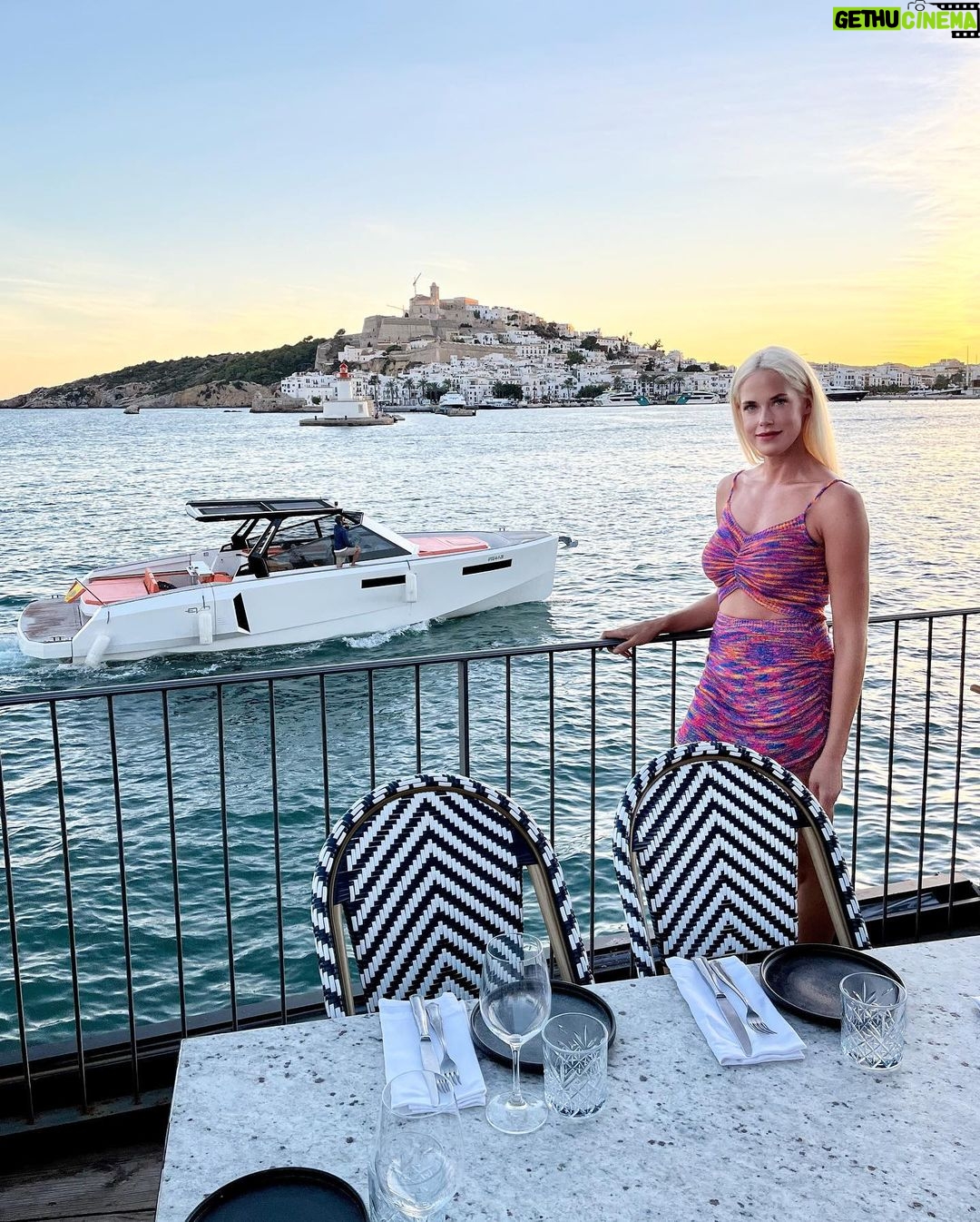 Byrdie Bell Instagram - “Techno is the answer” Ibiza, Spain