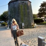 Byrdie Bell Instagram - Chewy takes the Hamptons 🐶 Southampton, New York