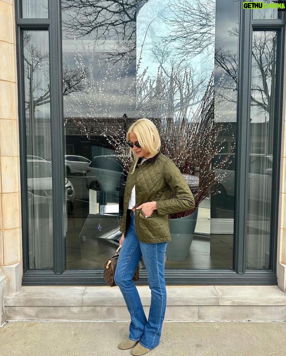 Byrdie Bell Instagram - Window shopper Greenwich, Connecticut